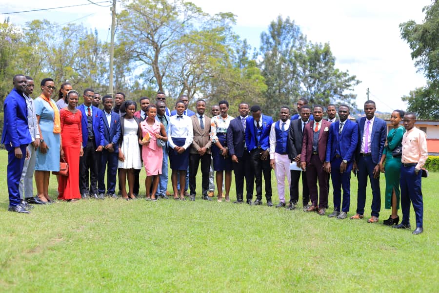 The 20th Guild Government After swearing in,